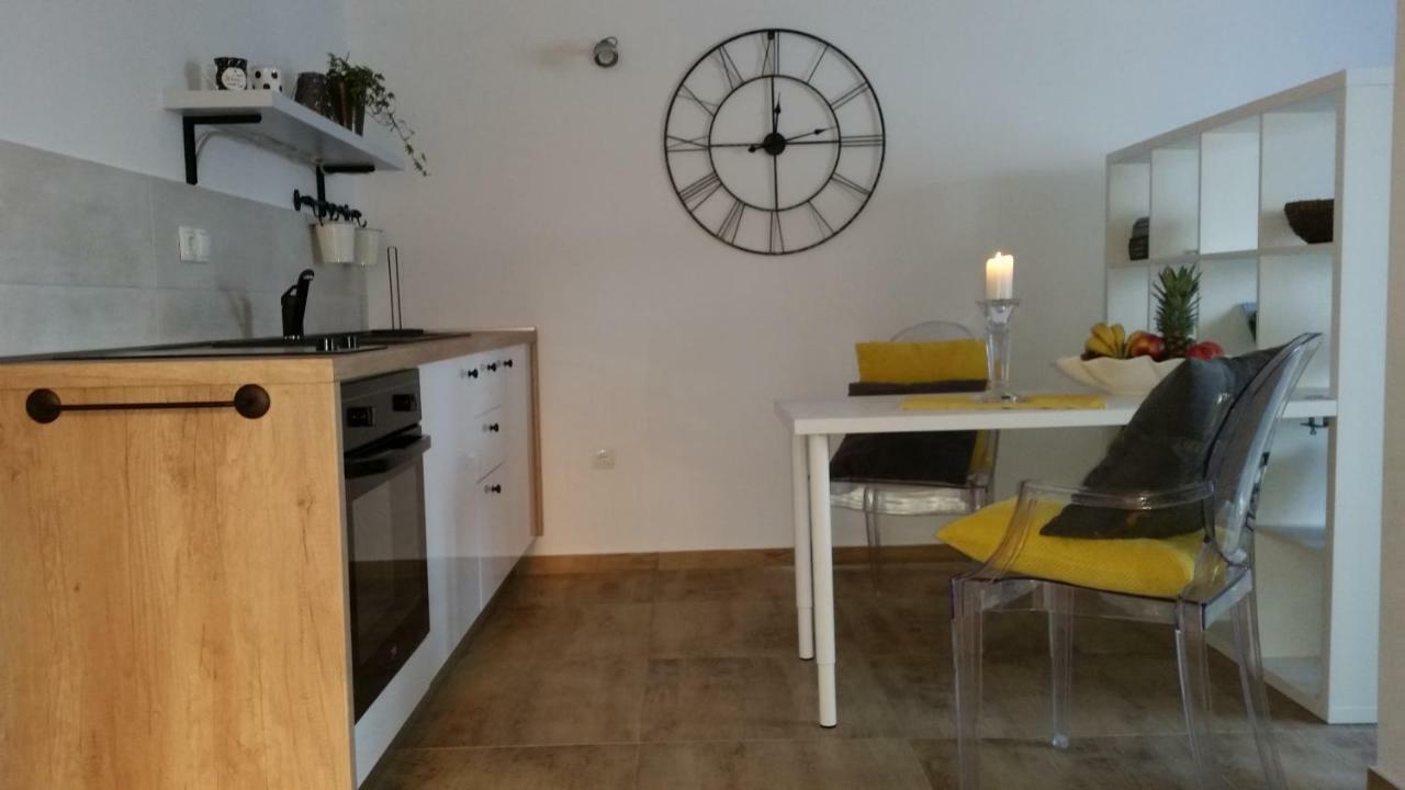 Studio Apartman Providence Σίμπενικ Εξωτερικό φωτογραφία