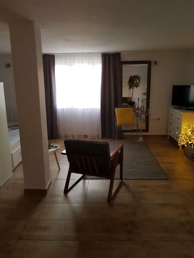 Studio Apartman Providence Σίμπενικ Εξωτερικό φωτογραφία