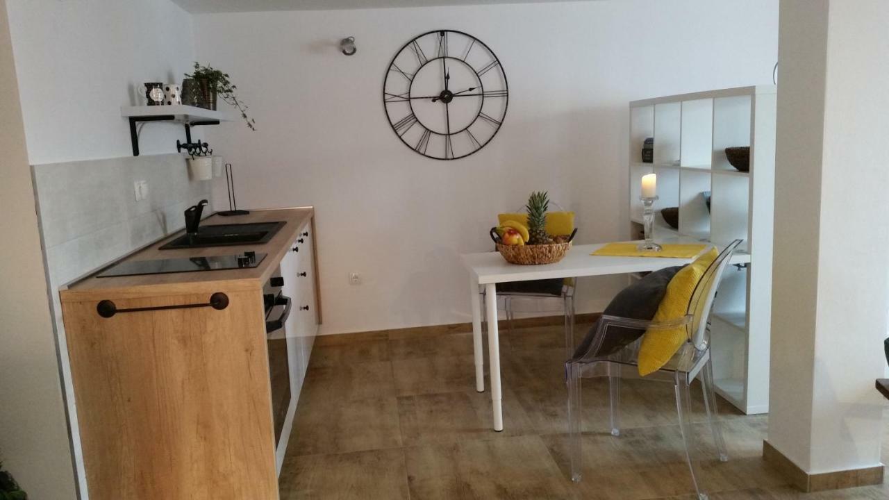 Studio Apartman Providence Σίμπενικ Εξωτερικό φωτογραφία
